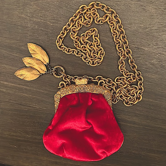 Dolce and Gabbana vintage coin bag. Authentic with original chain. - Picture 12 of 14